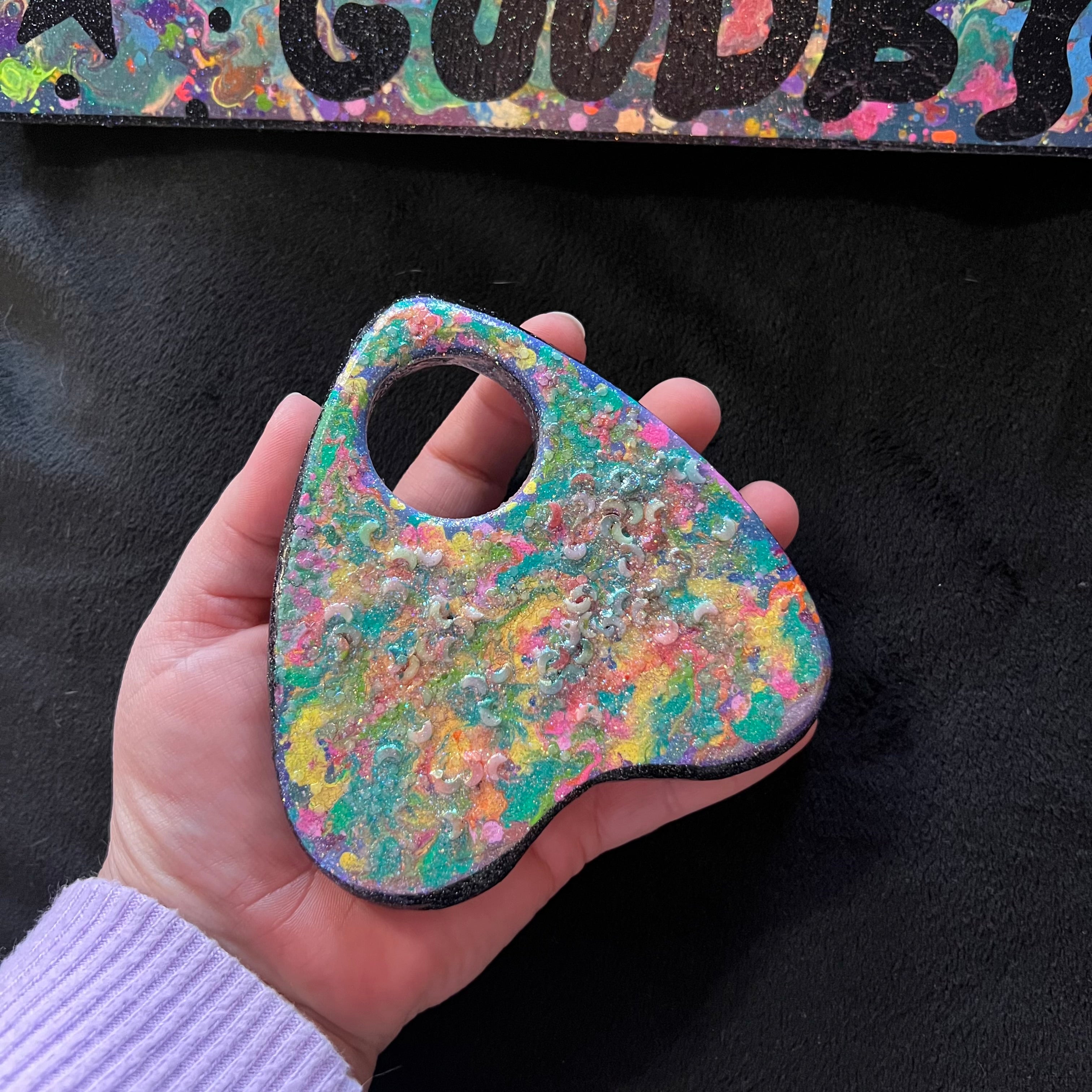 The 90’s Spirit Board